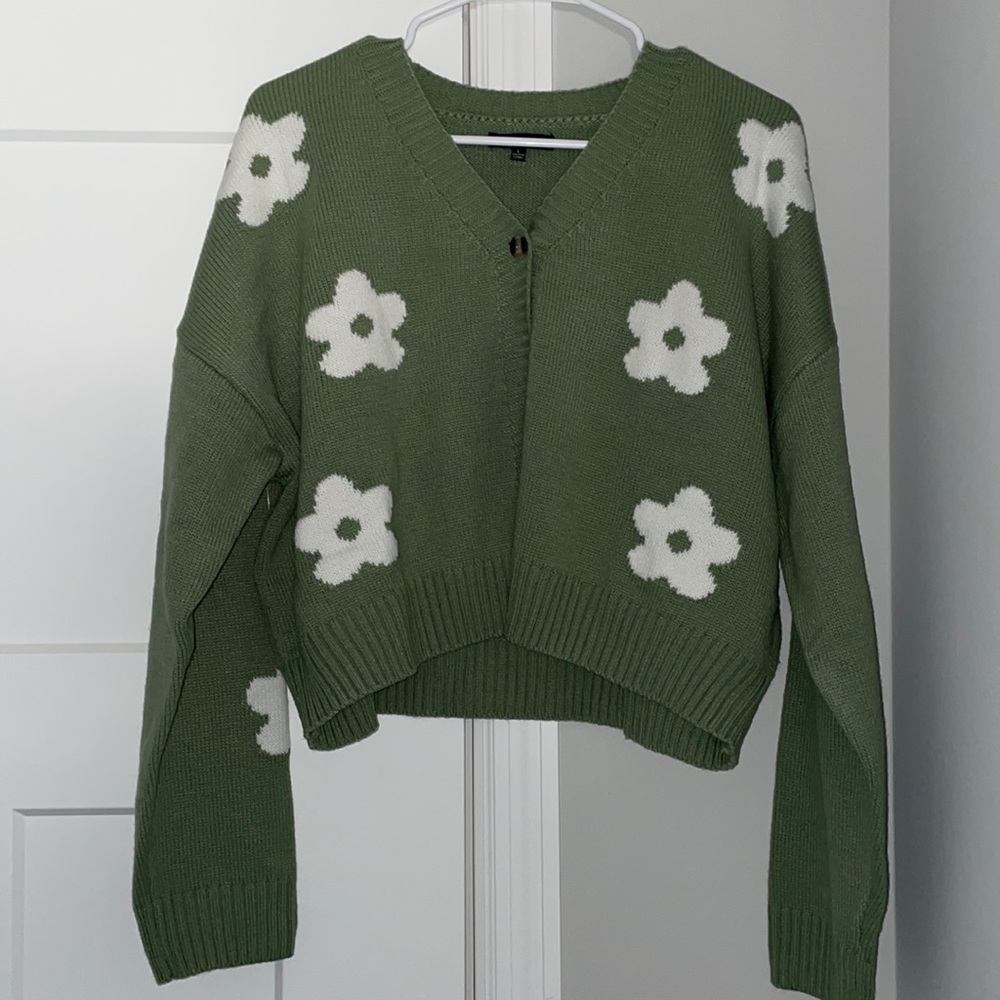 Flower Cropped Cardigan